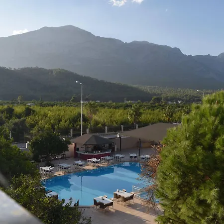 Ares Hotel