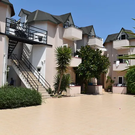 Ares Hotel 3*