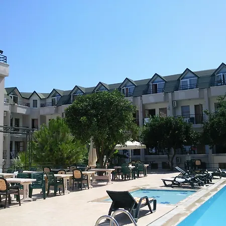 Ares Hotel 3*