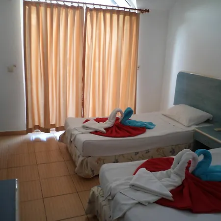 Ares Hotel